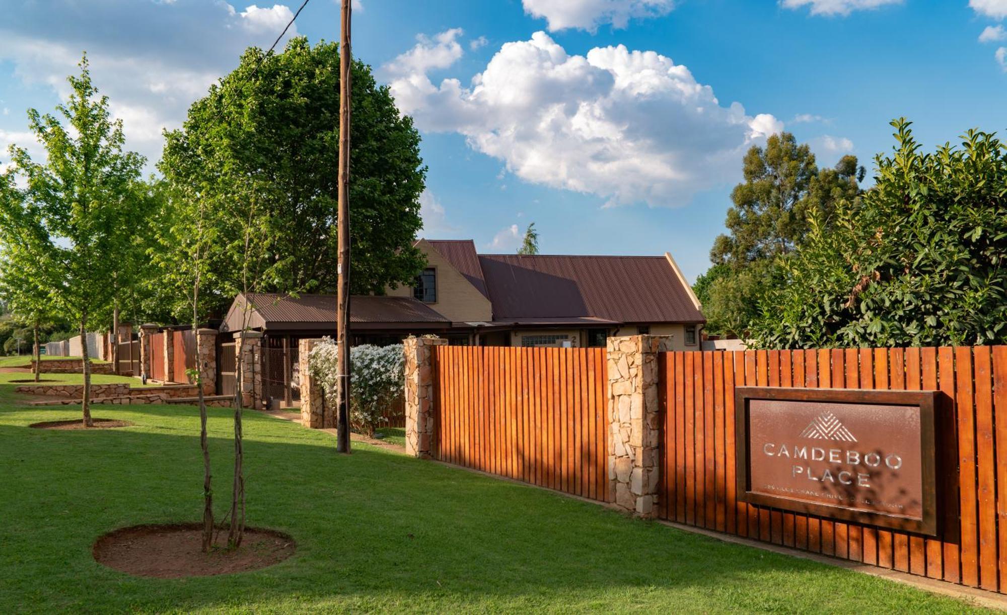 Camdeboo Place Dullstroom Exterior photo
